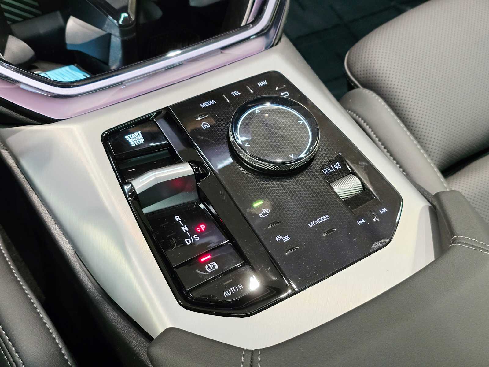 Thumbnail: 2026 BMW X3 - 16