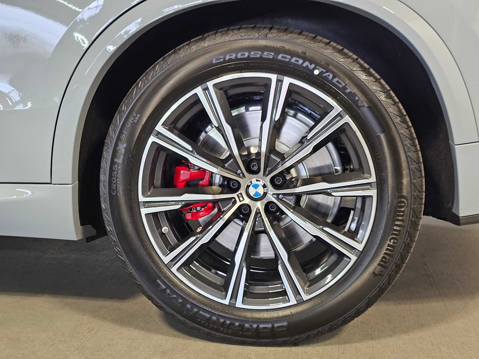 Thumbnail: 2026 BMW X5 - 8