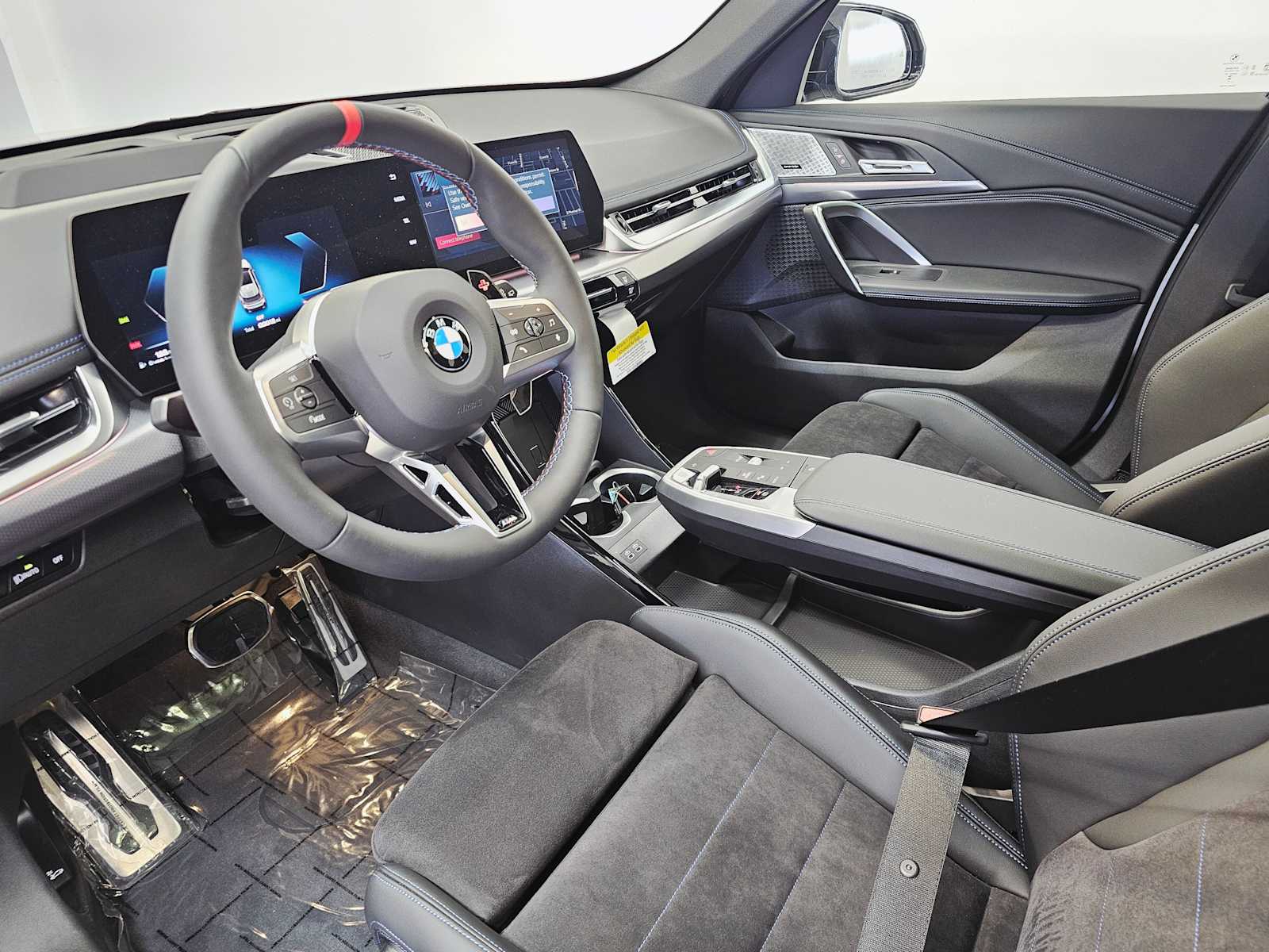 Thumbnail: 2025 BMW X1 - 2