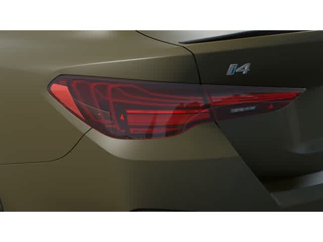 Thumbnail: 2025 BMW i4 - 8