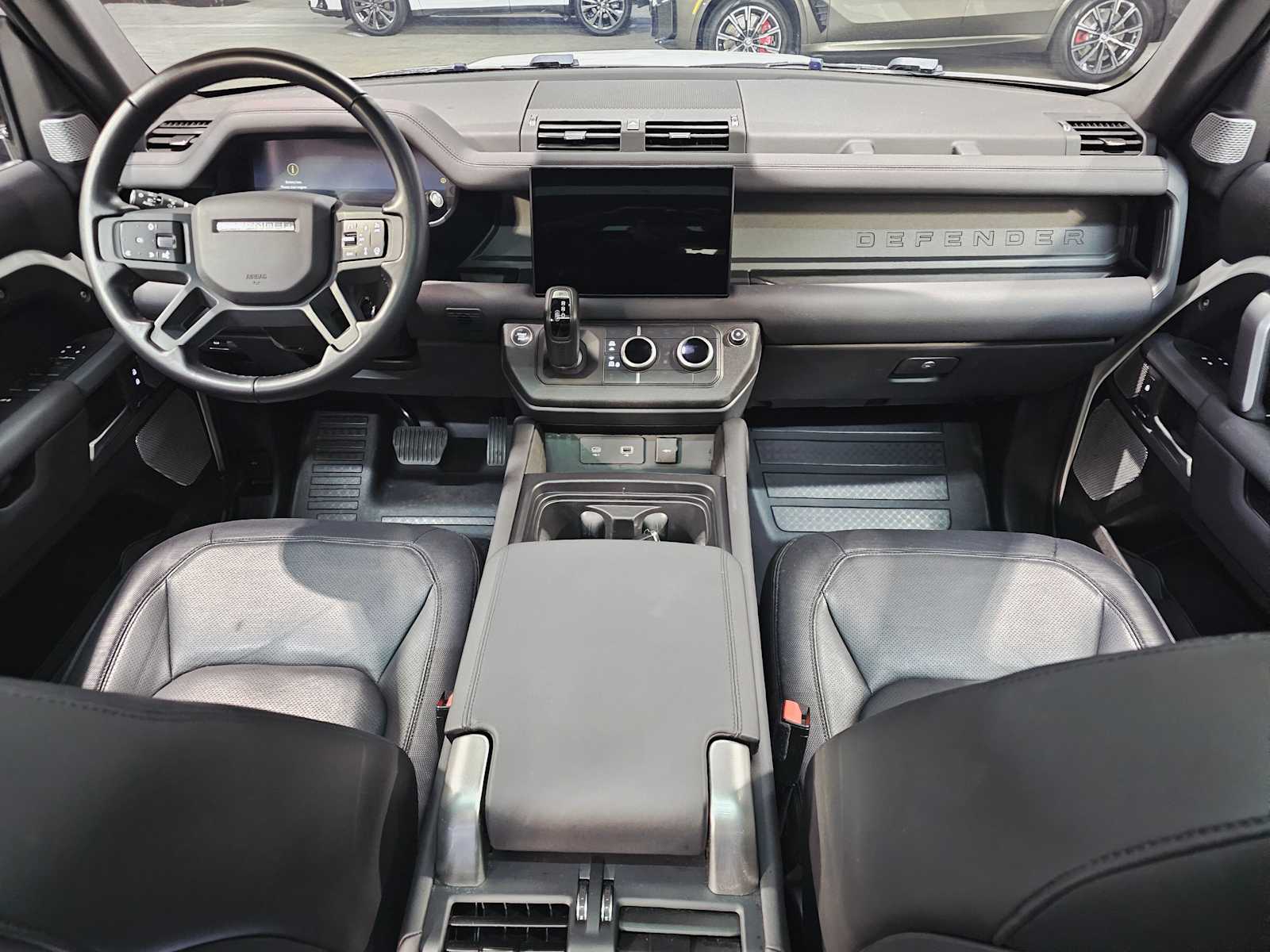 Thumbnail: 2024 Land Rover Defender - 10