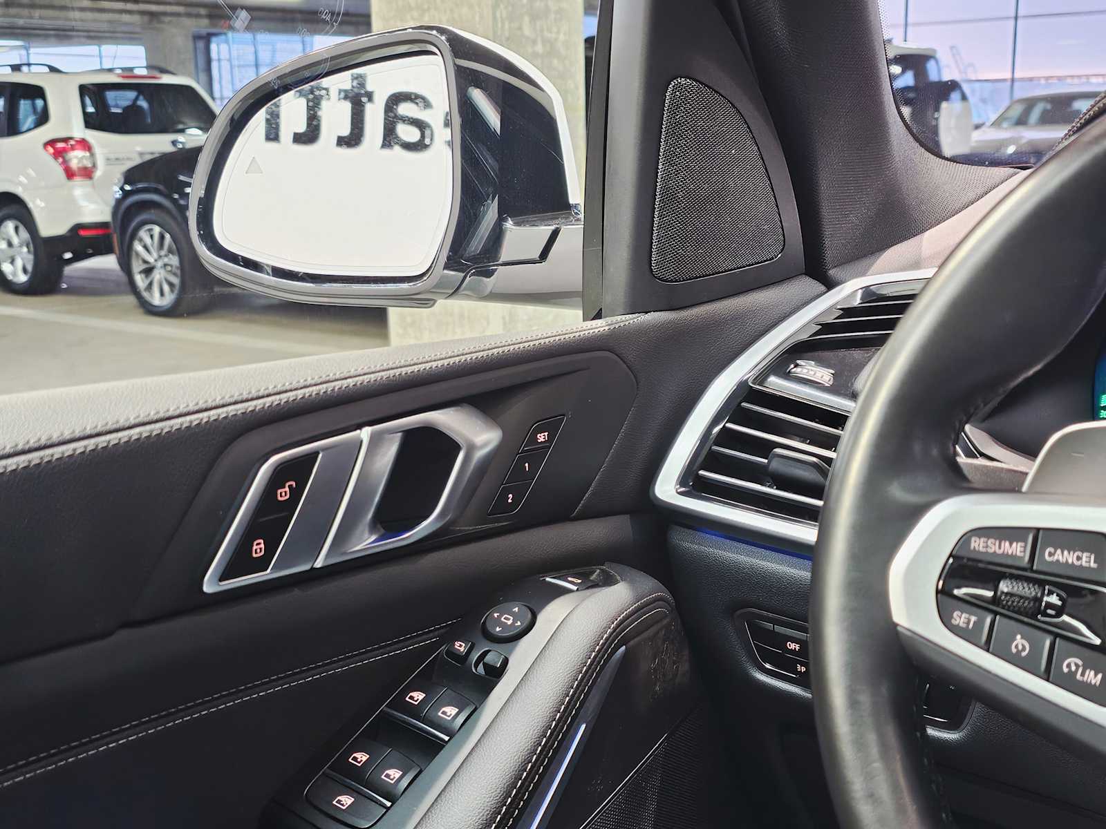 Thumbnail: 2022 BMW X5 - 22