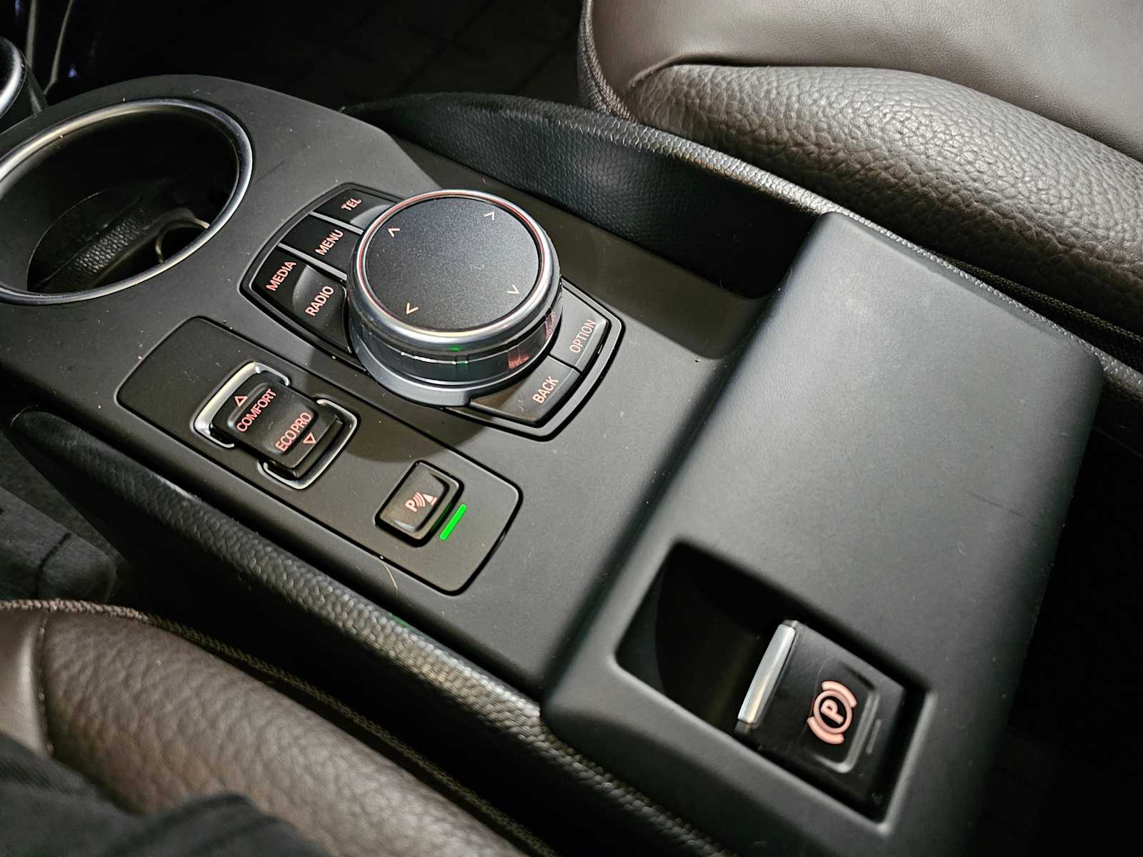 Thumbnail: 2017 BMW i3 - 23