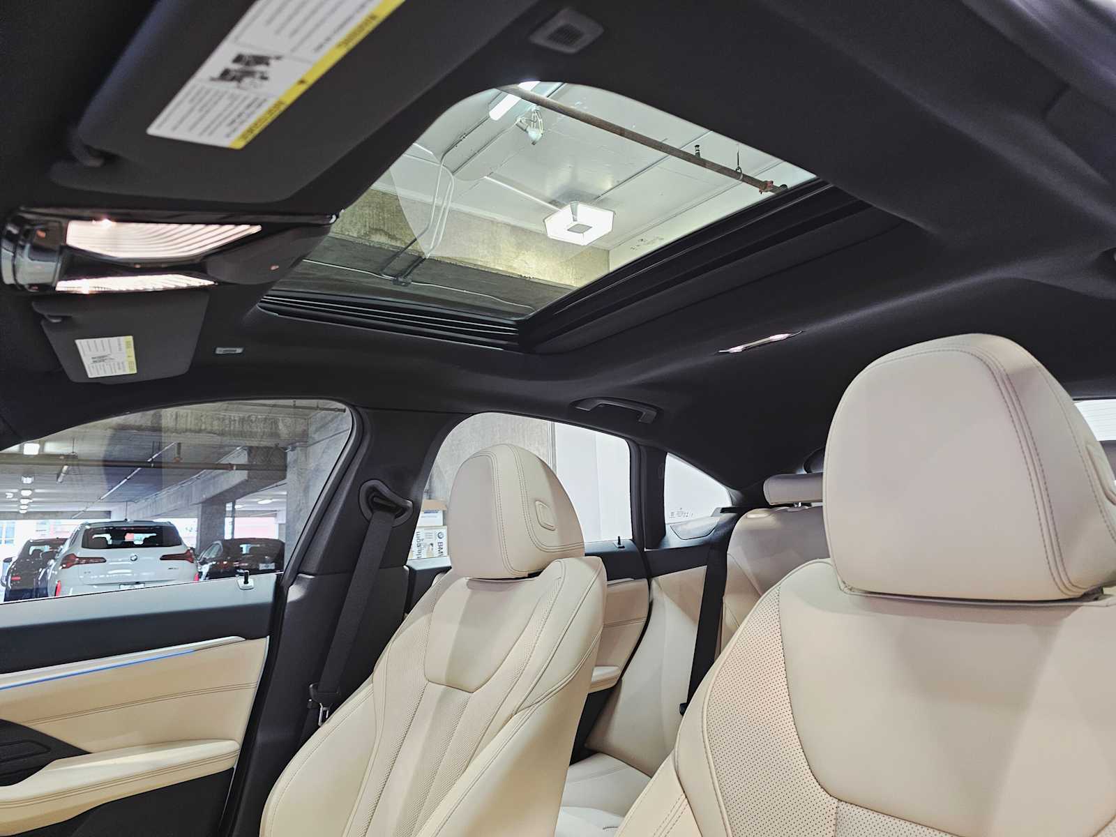 Thumbnail: 2025 BMW i4 - 24