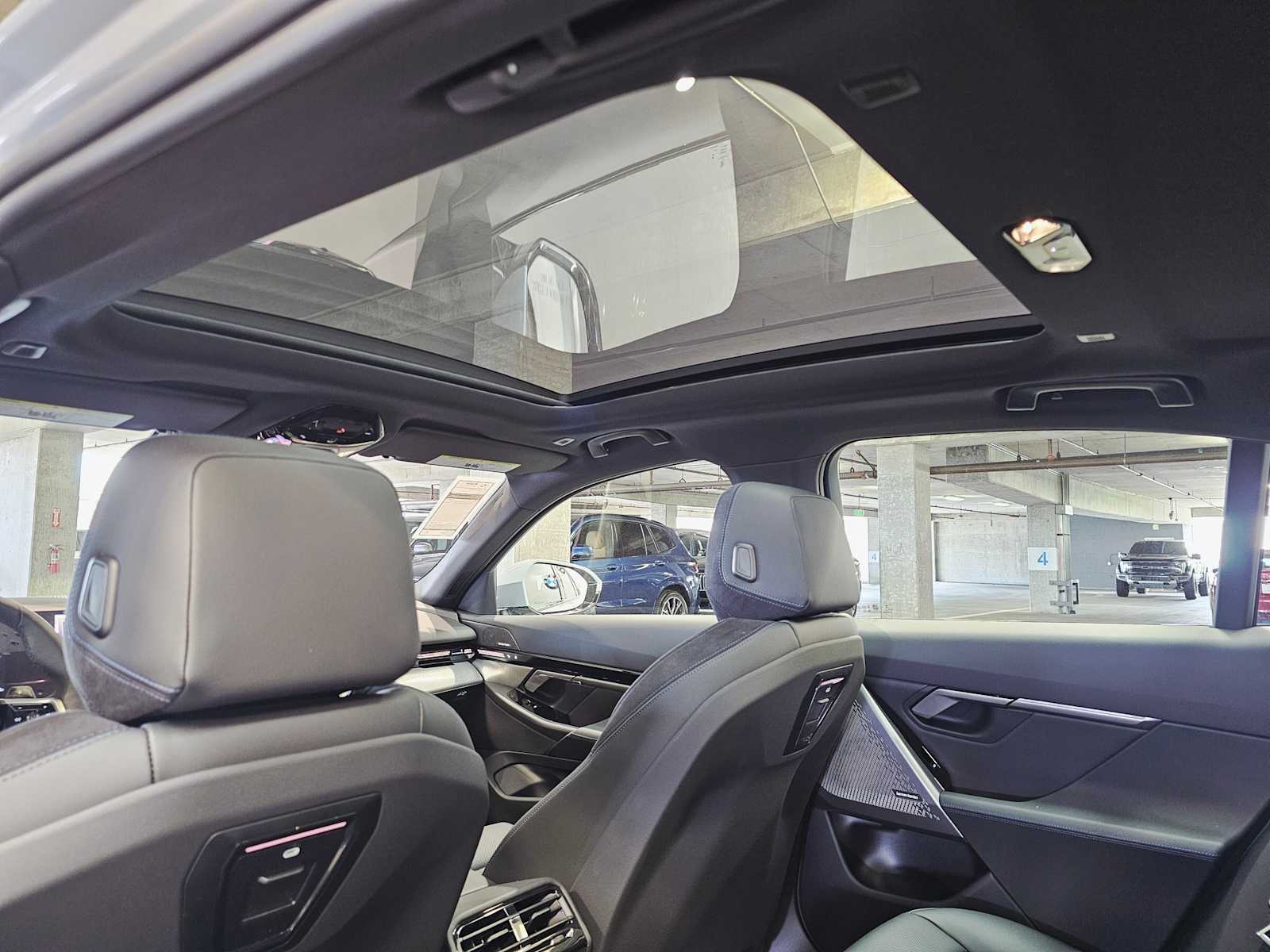 Thumbnail: 2026 BMW 5 Series - 26