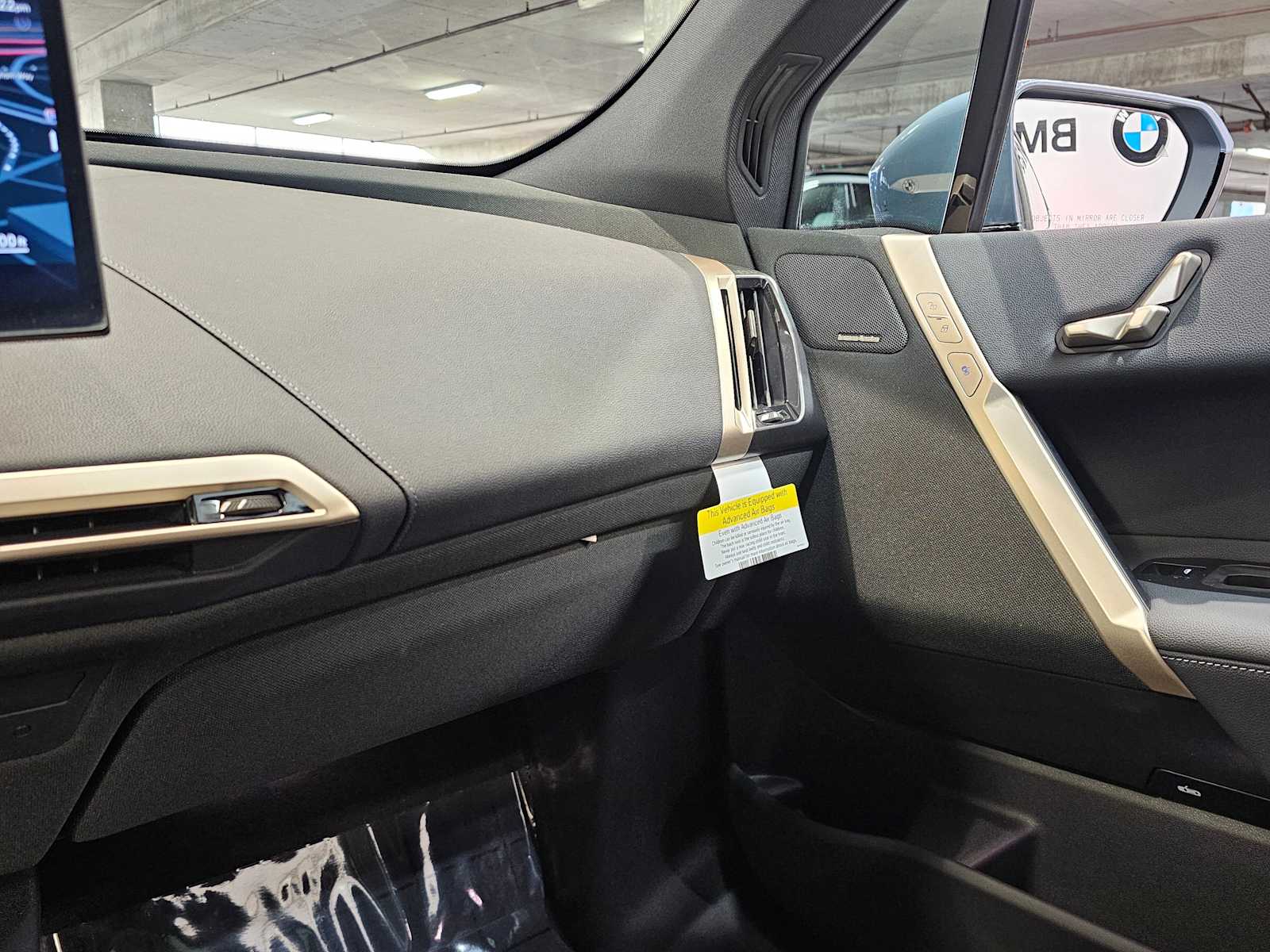 Thumbnail: 2026 BMW iX - 20