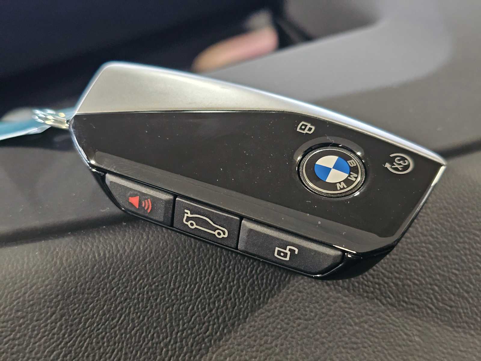 Thumbnail: 2026 BMW X7 - 44