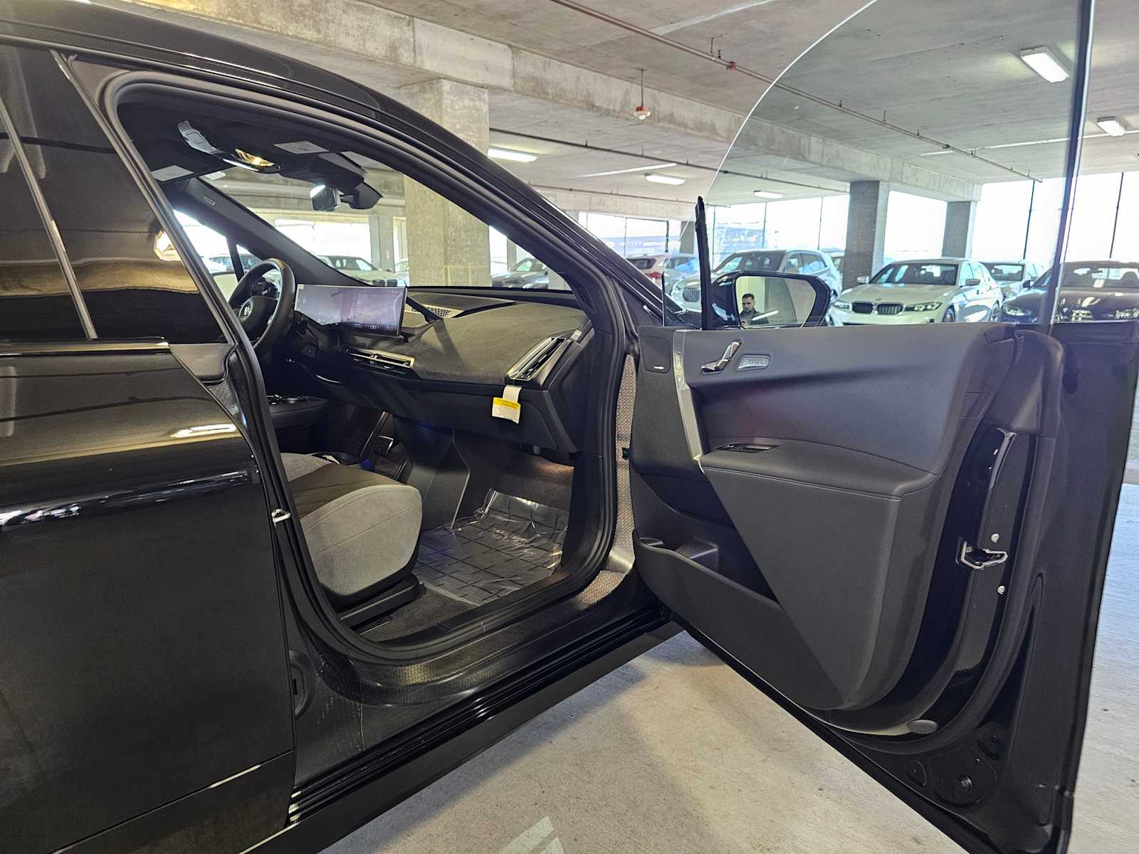 Thumbnail: 2026 BMW iX - 33