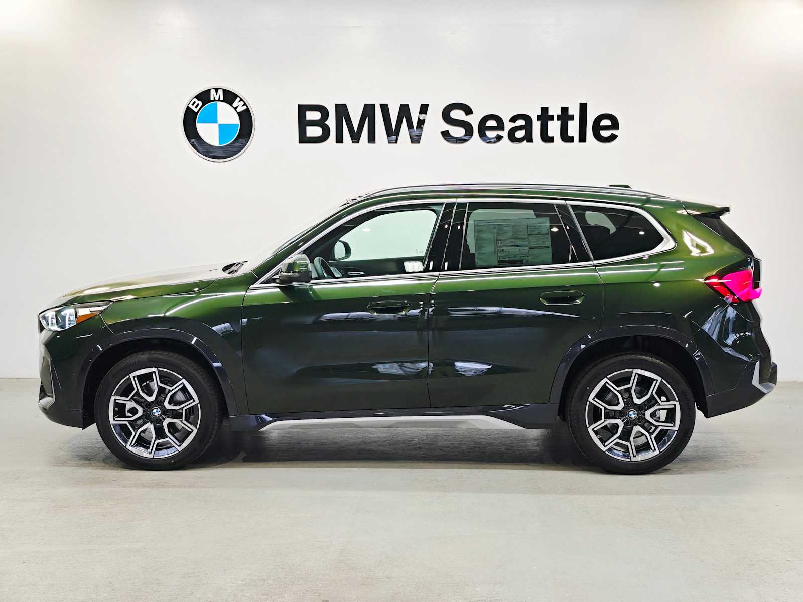 Thumbnail: 2025 BMW X1 - 3