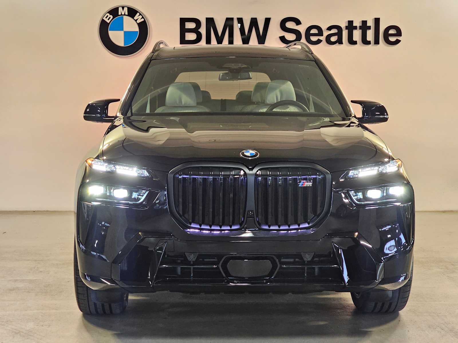 Thumbnail: 2026 BMW X7 - 6