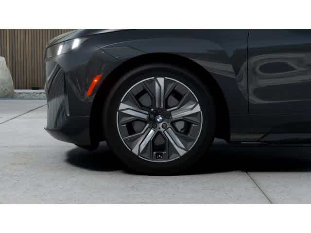 Thumbnail: 2026 BMW iX - 7