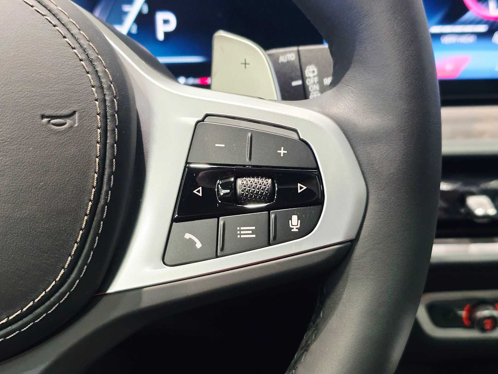 Thumbnail: 2026 BMW X7 - 19