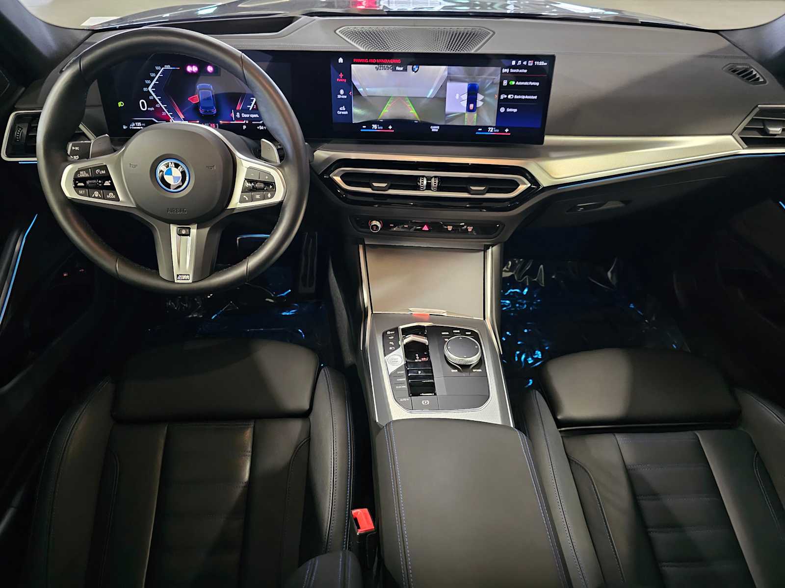 Thumbnail: 2024 BMW 3 Series - 10