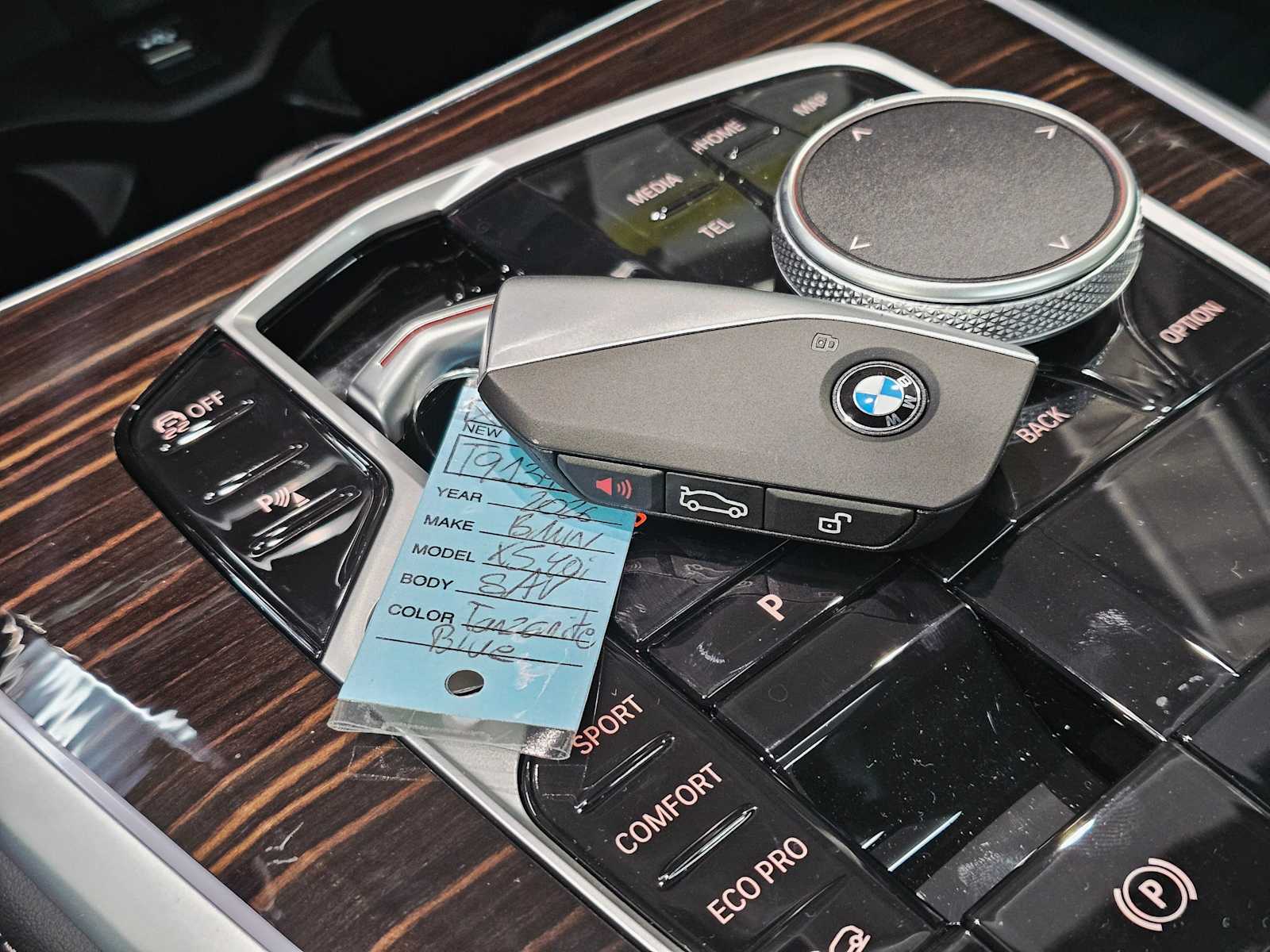 Thumbnail: 2026 BMW X5 - 30