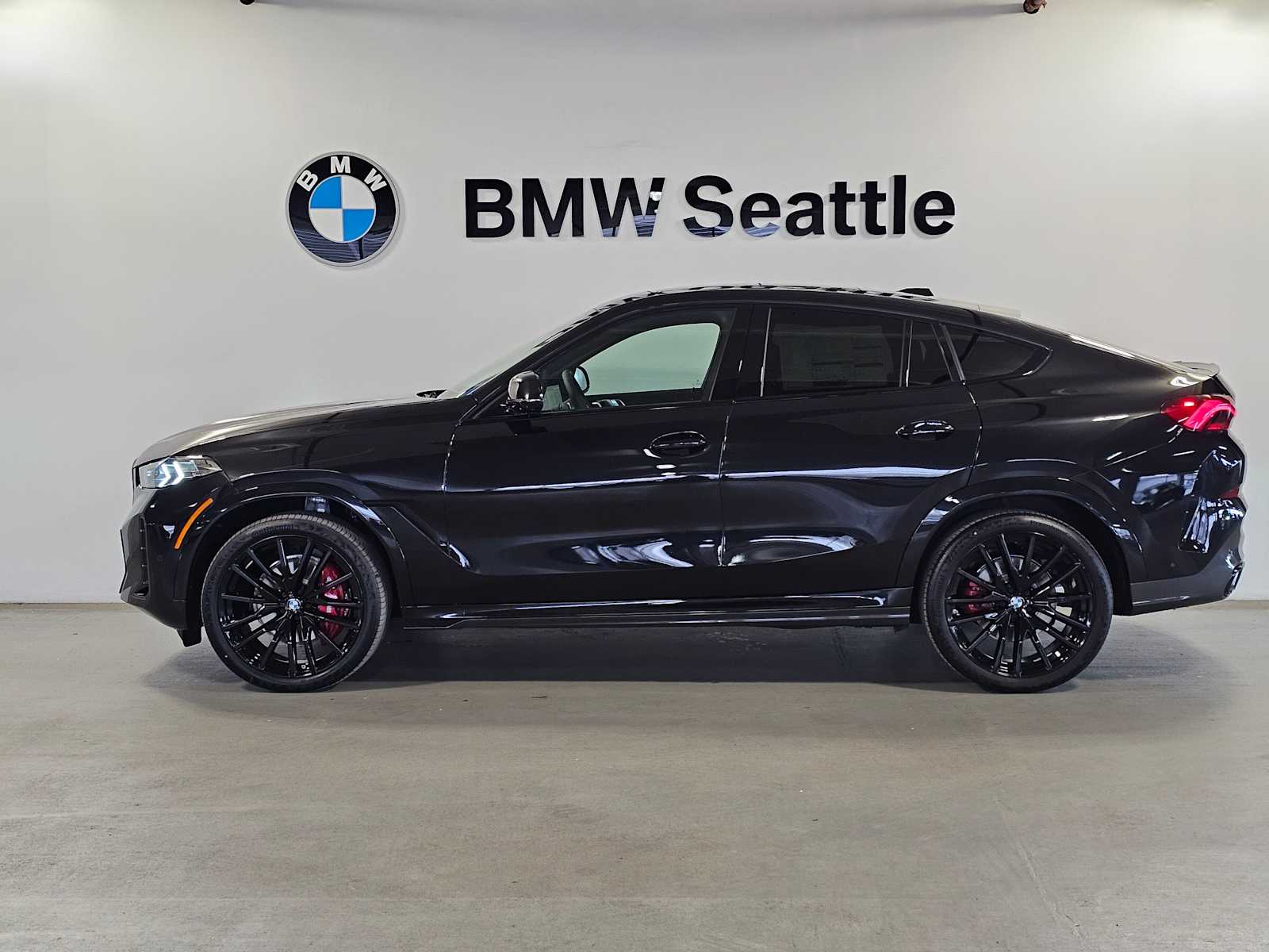 Thumbnail: 2026 BMW X6 - 3