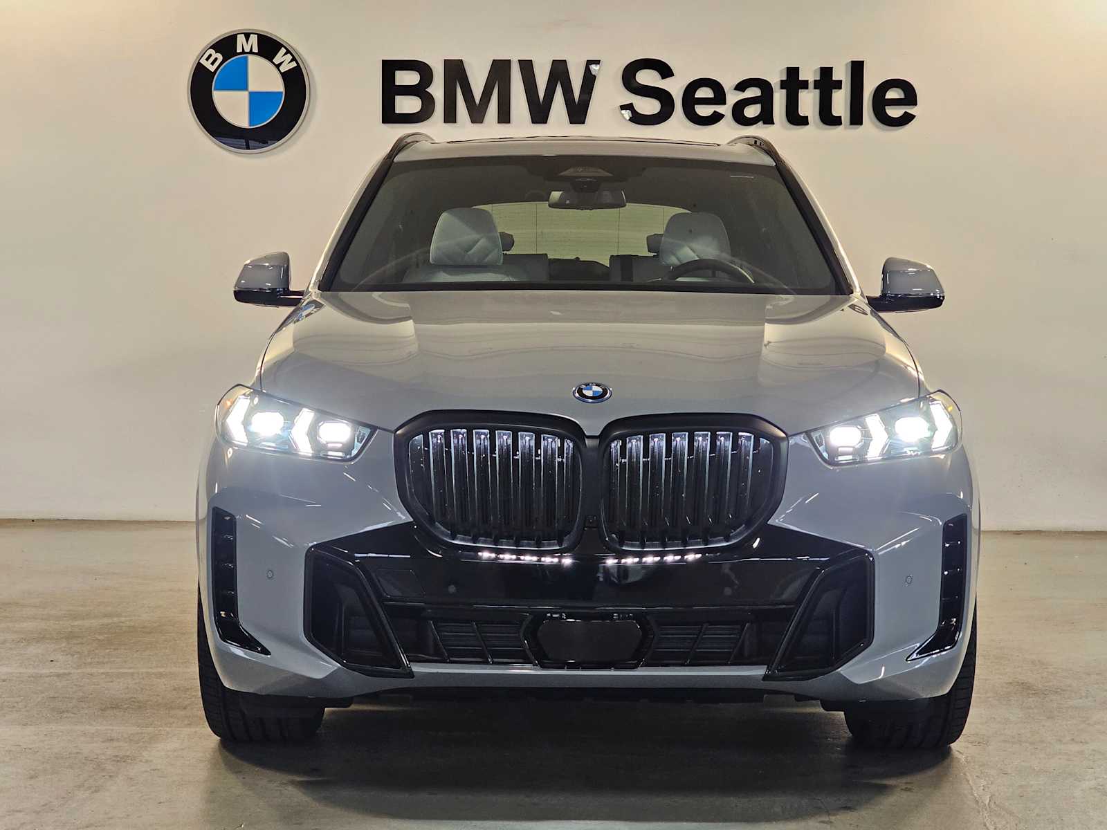Thumbnail: 2026 BMW X5 - 6