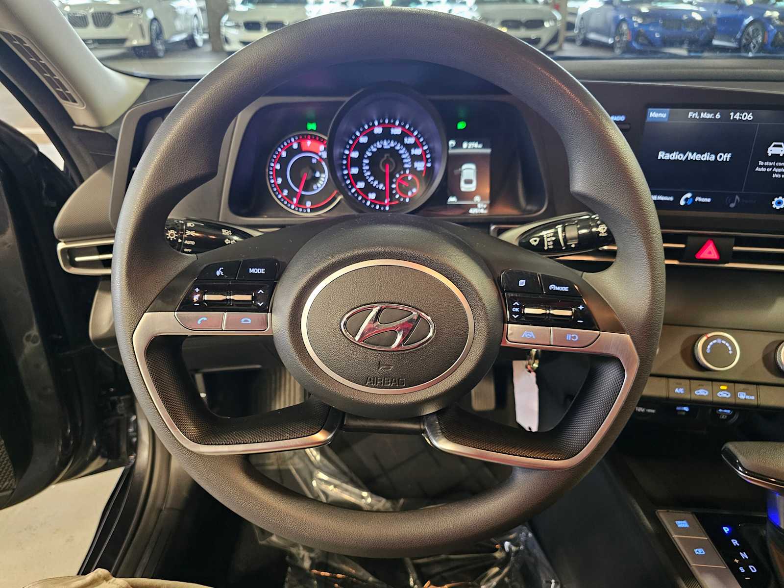 Thumbnail: 2022 Hyundai Elantra - 13