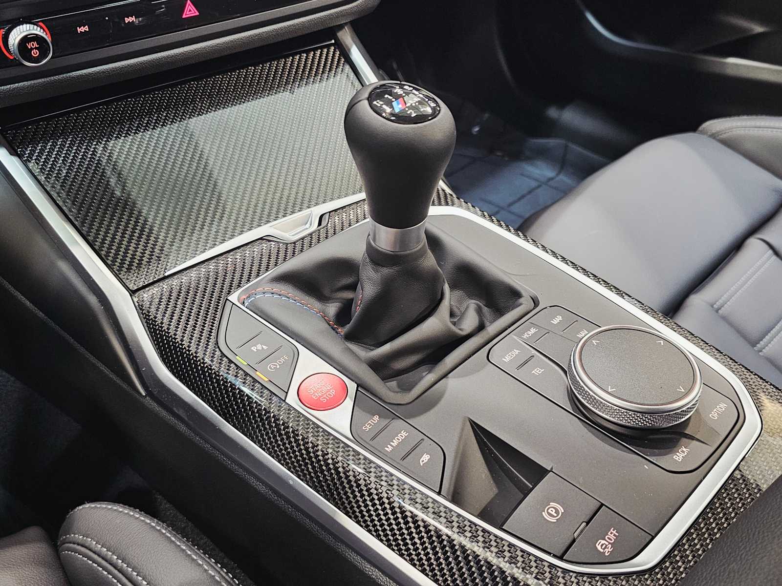 Thumbnail: 2025 BMW M2 - 17