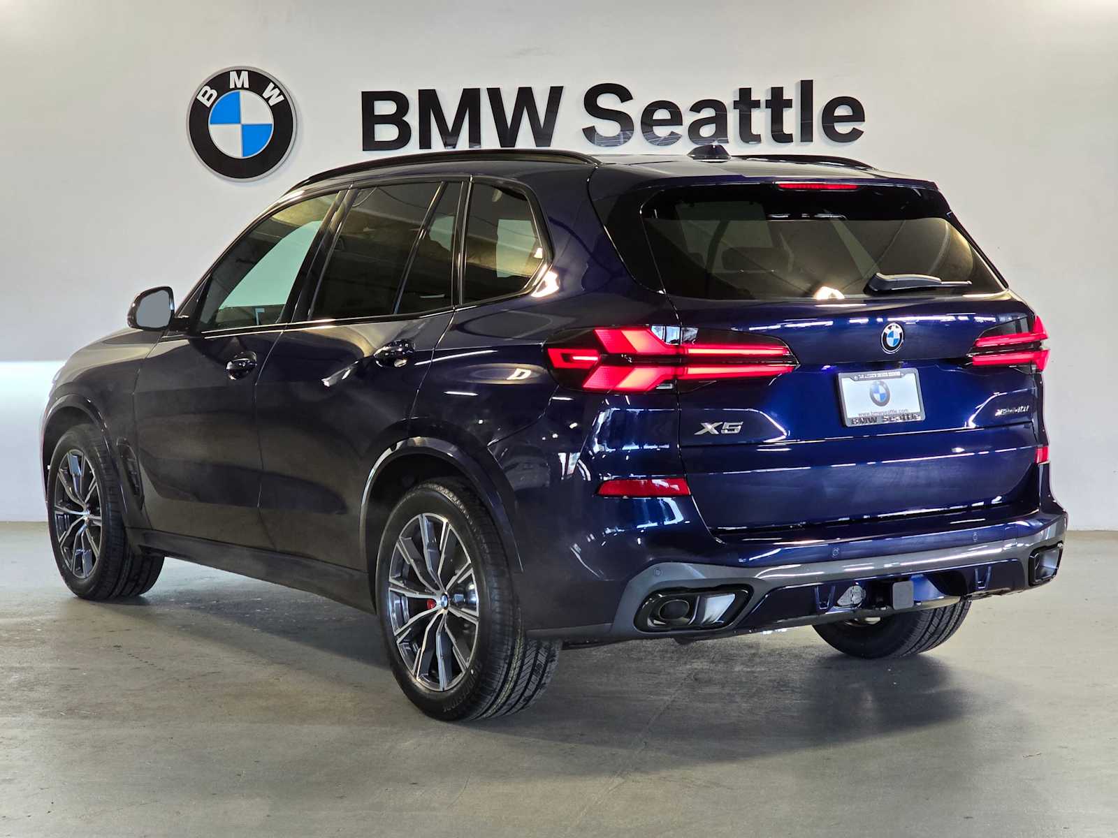 Thumbnail: 2026 BMW X5 - 4