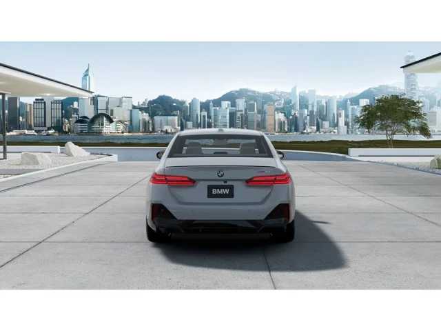 Thumbnail: 2027 BMW i5 - 5