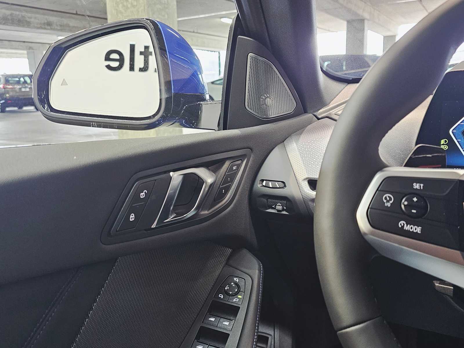 Thumbnail: 2025 BMW 2 Series - 21