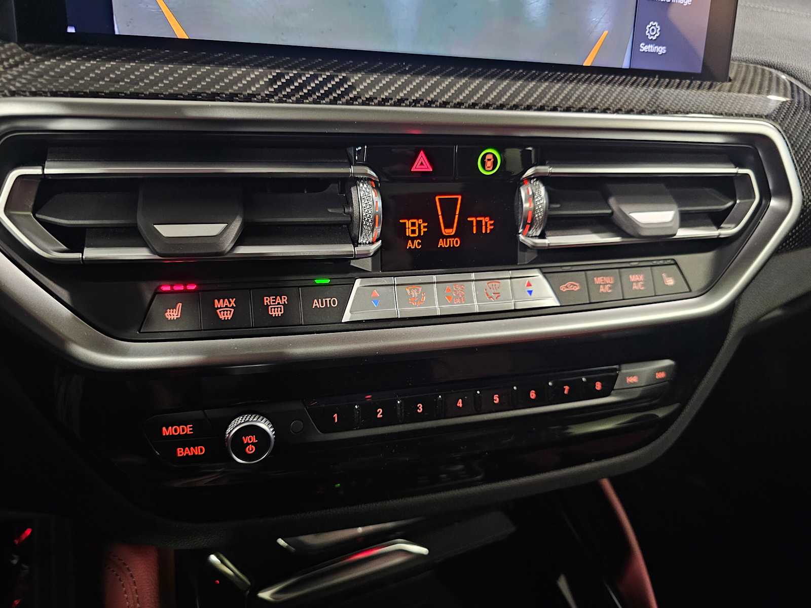 Thumbnail: 2025 BMW X4 - 18