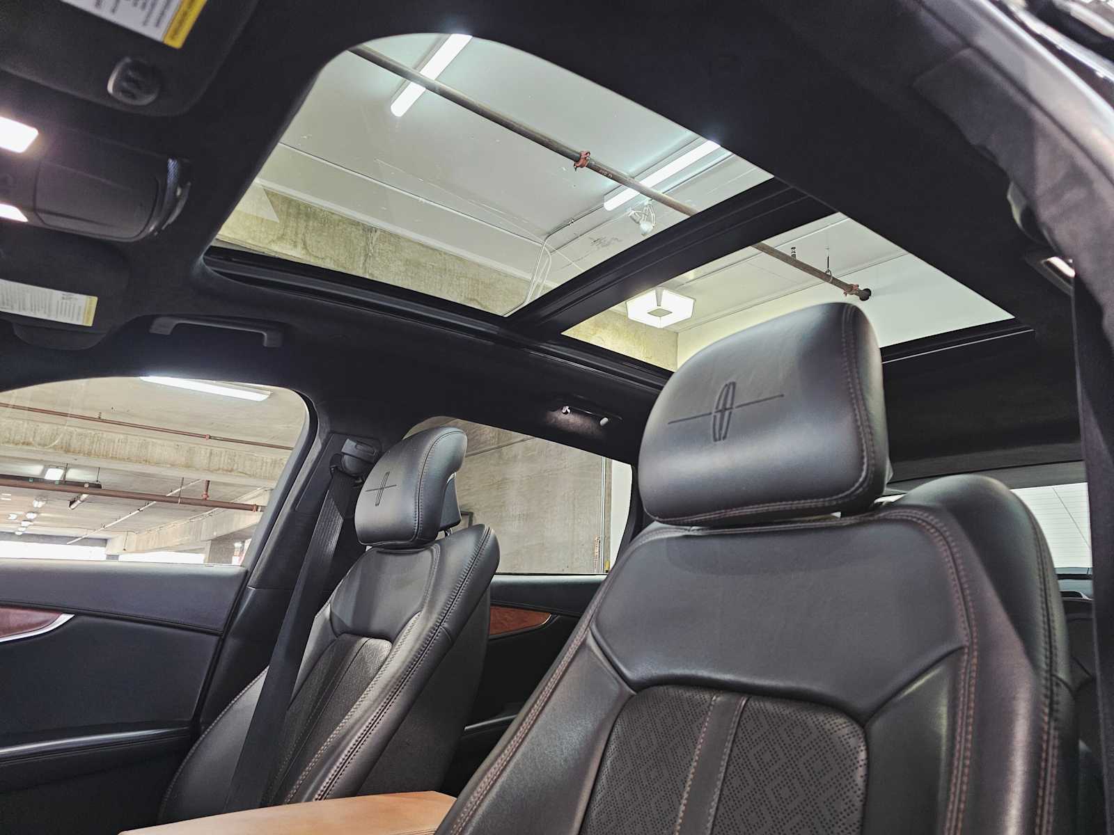 Thumbnail: 2019 Lincoln Nautilus - 24