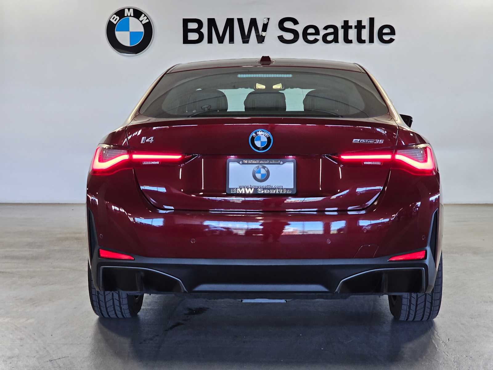 Thumbnail: 2023 BMW i4 - 5