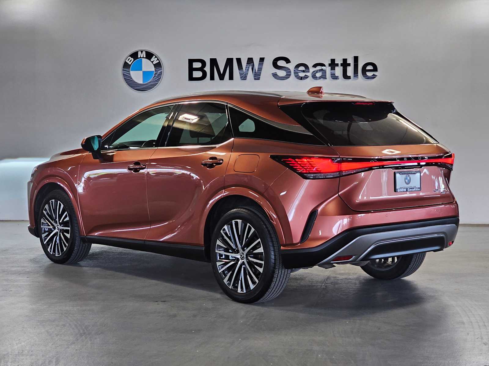 Thumbnail: 2023 Lexus RX - 4