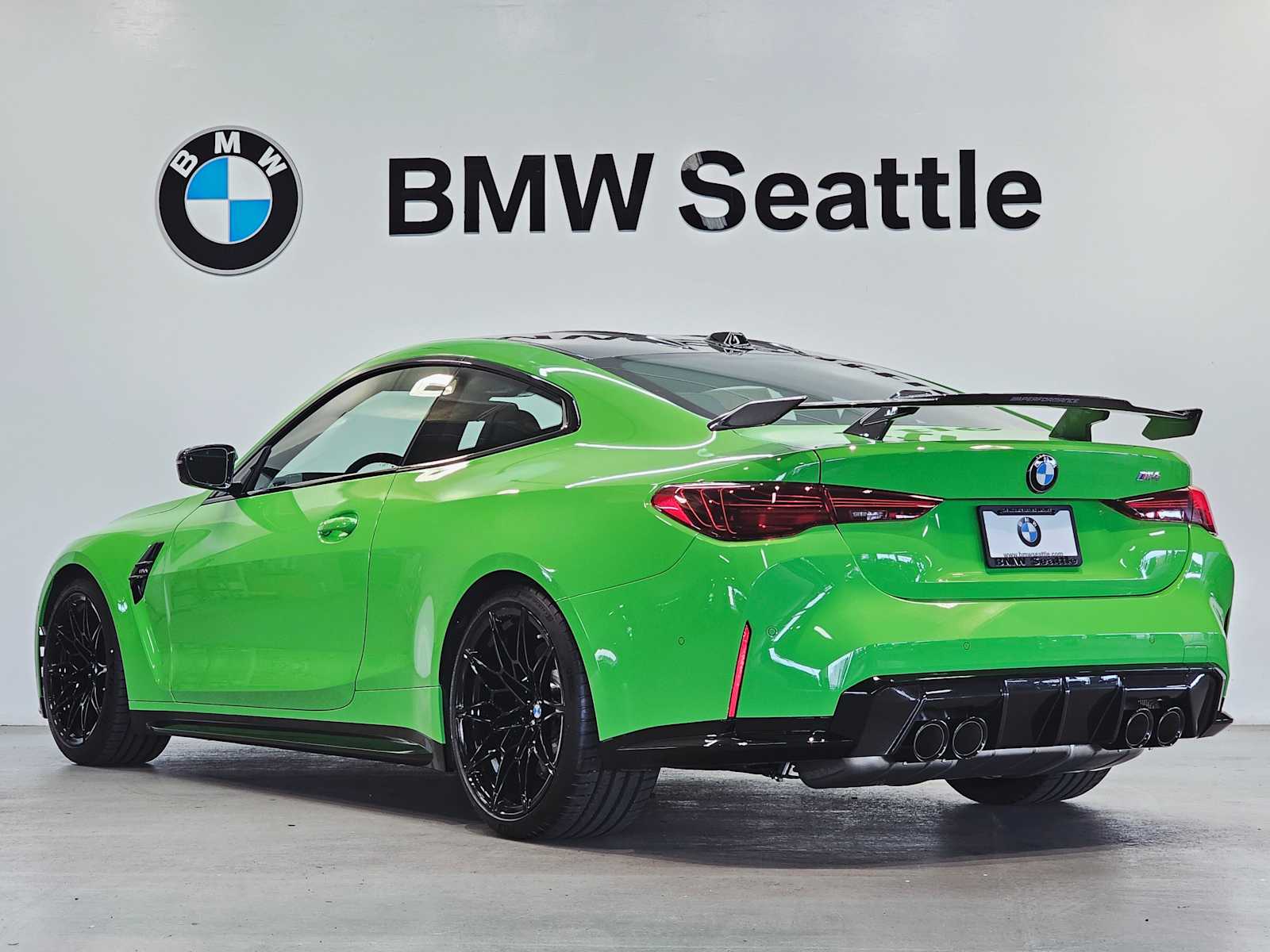 Thumbnail: 2026 BMW M4 - 4