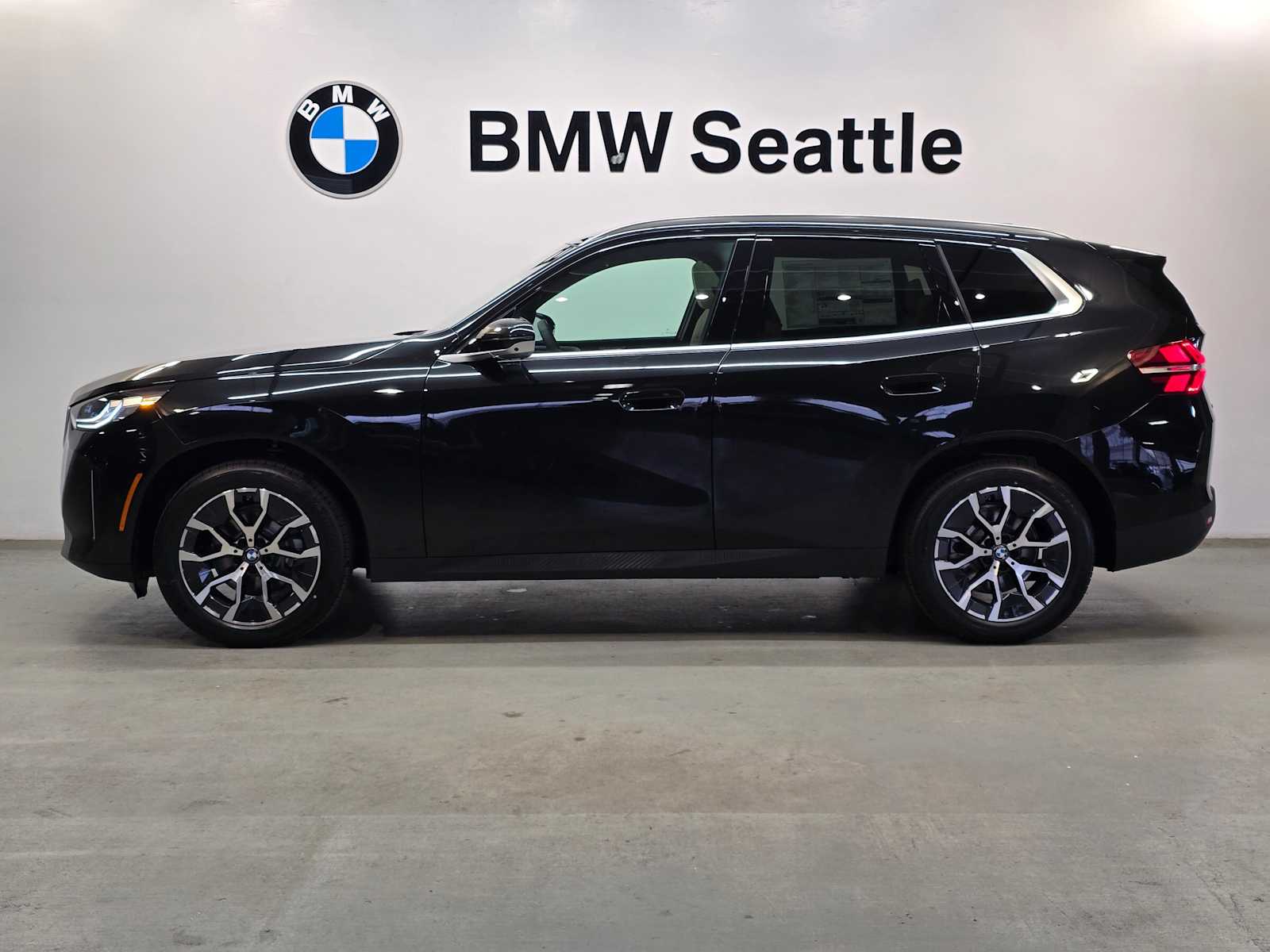 Thumbnail: 2026 BMW X3 - 3