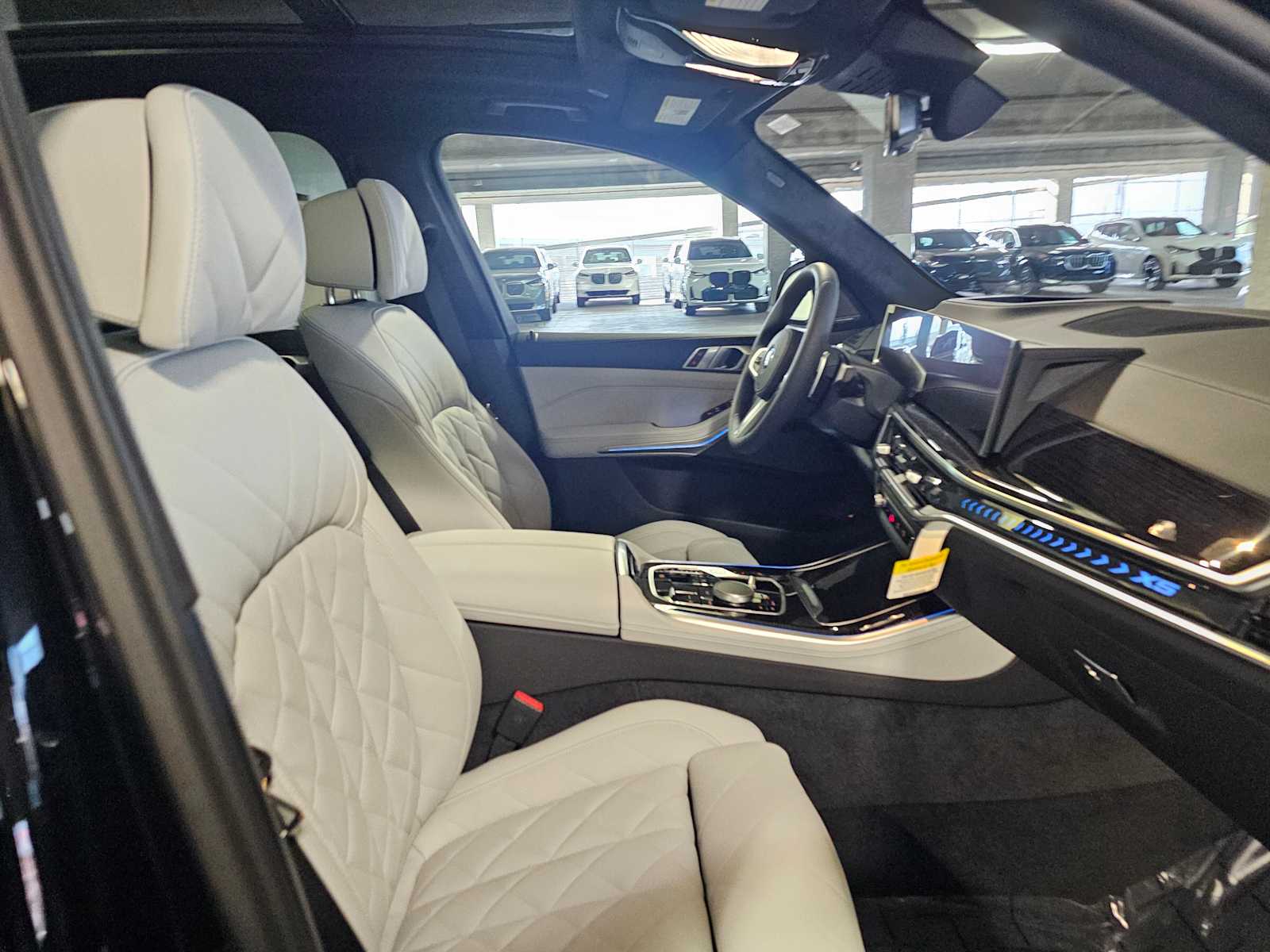 Thumbnail: 2026 BMW X5 - 43