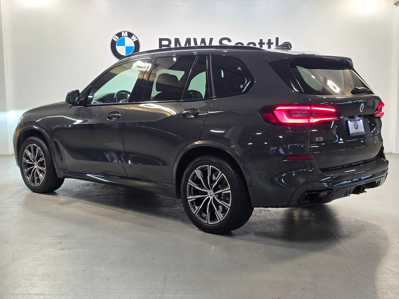 Thumbnail: 2023 BMW X5 - 4