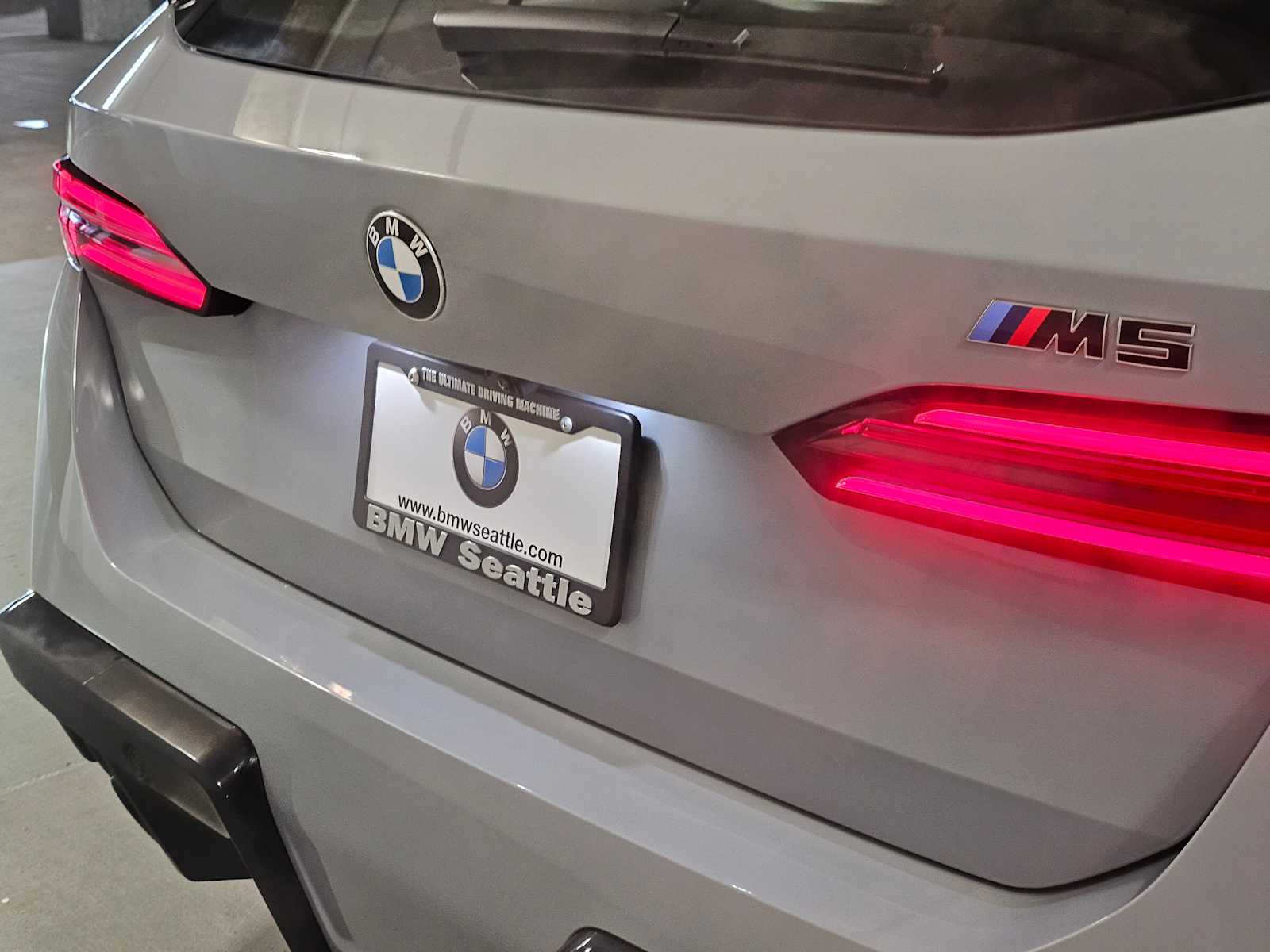 Thumbnail: 2026 BMW M5 - 7