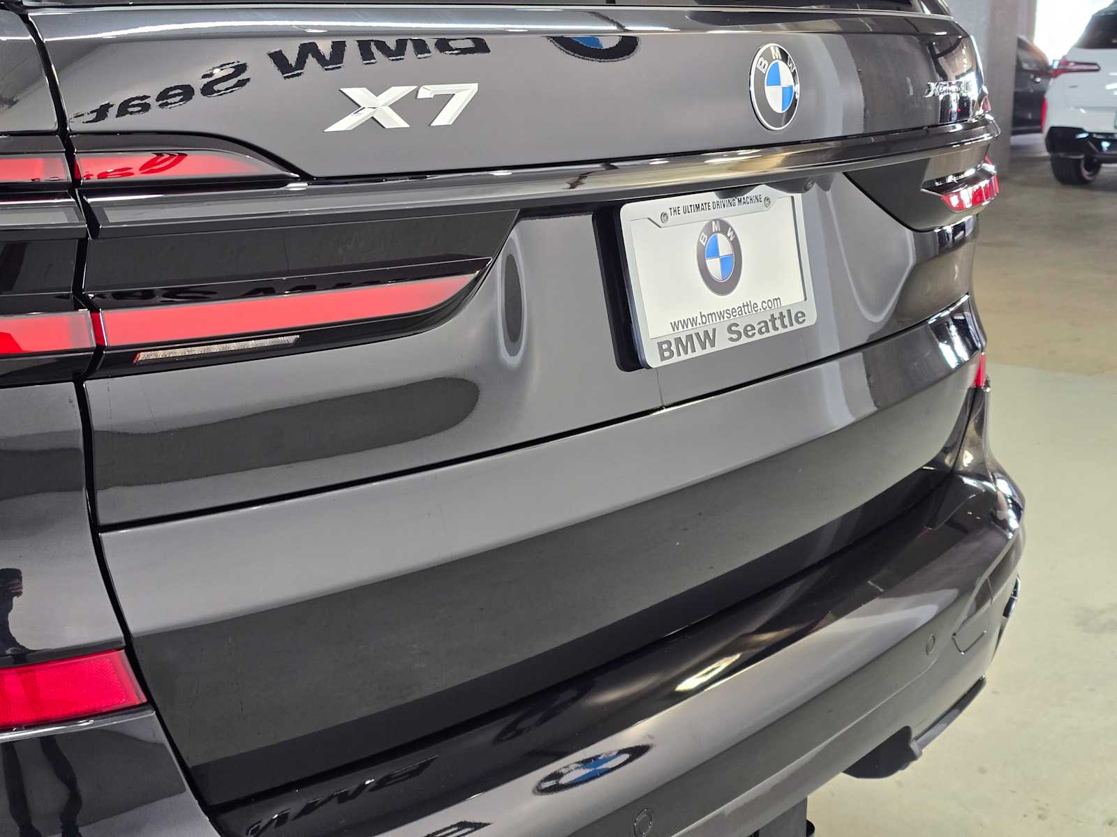 Thumbnail: 2026 BMW X7 - 7