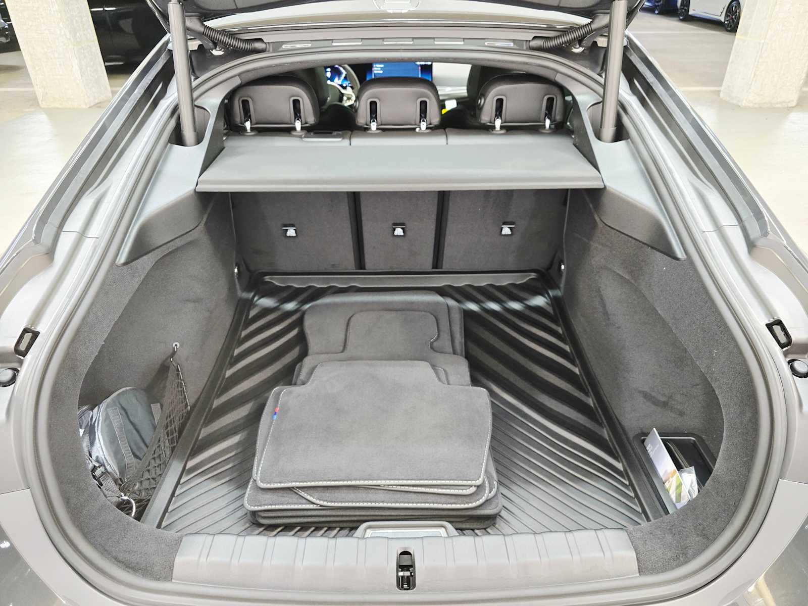 Thumbnail: 2026 BMW 4 Series - 27