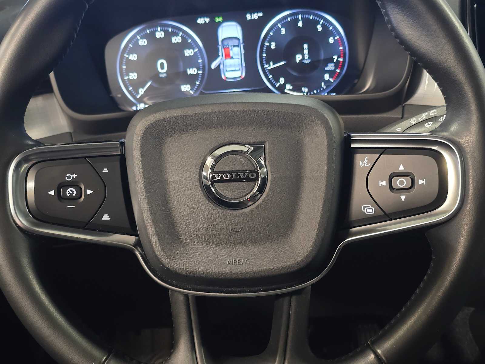 Thumbnail: 2019 Volvo XC40 - 11