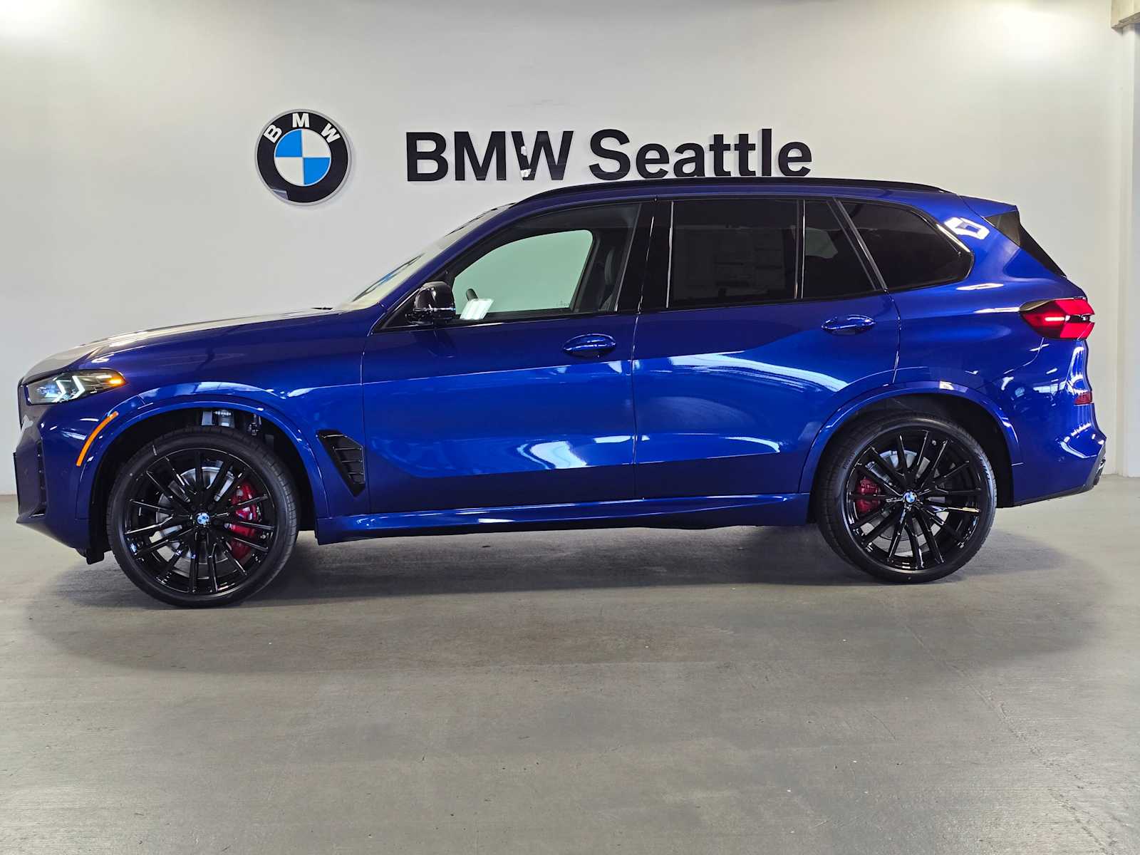 Thumbnail: 2026 BMW X5 - 2