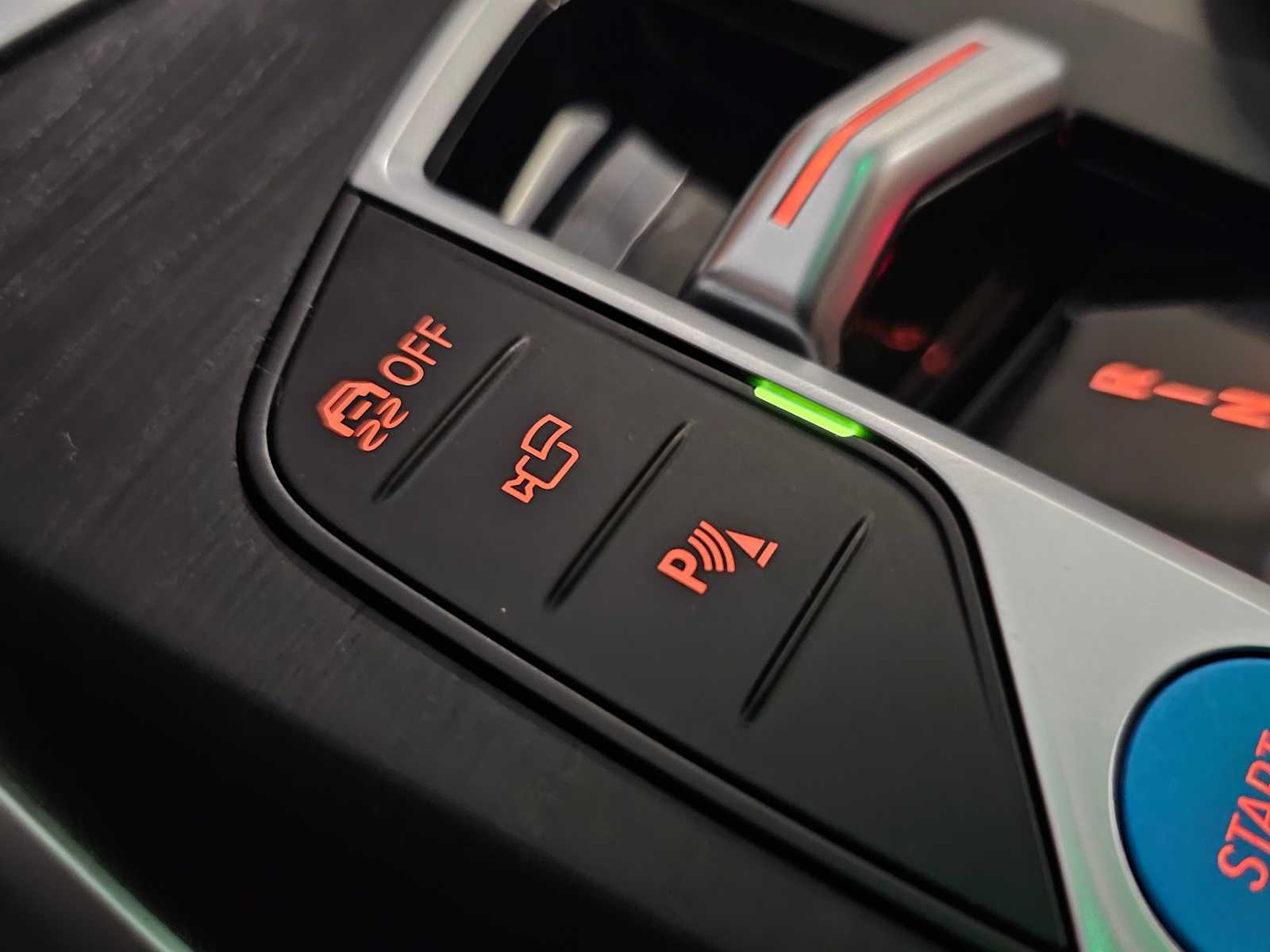 Thumbnail: 2023 BMW i4 - 22