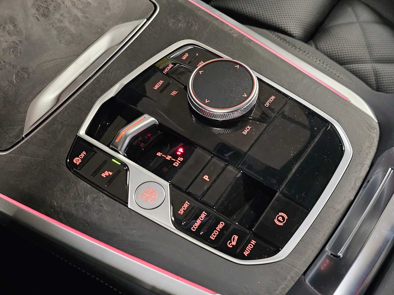 Thumbnail: 2026 BMW X5 - 21