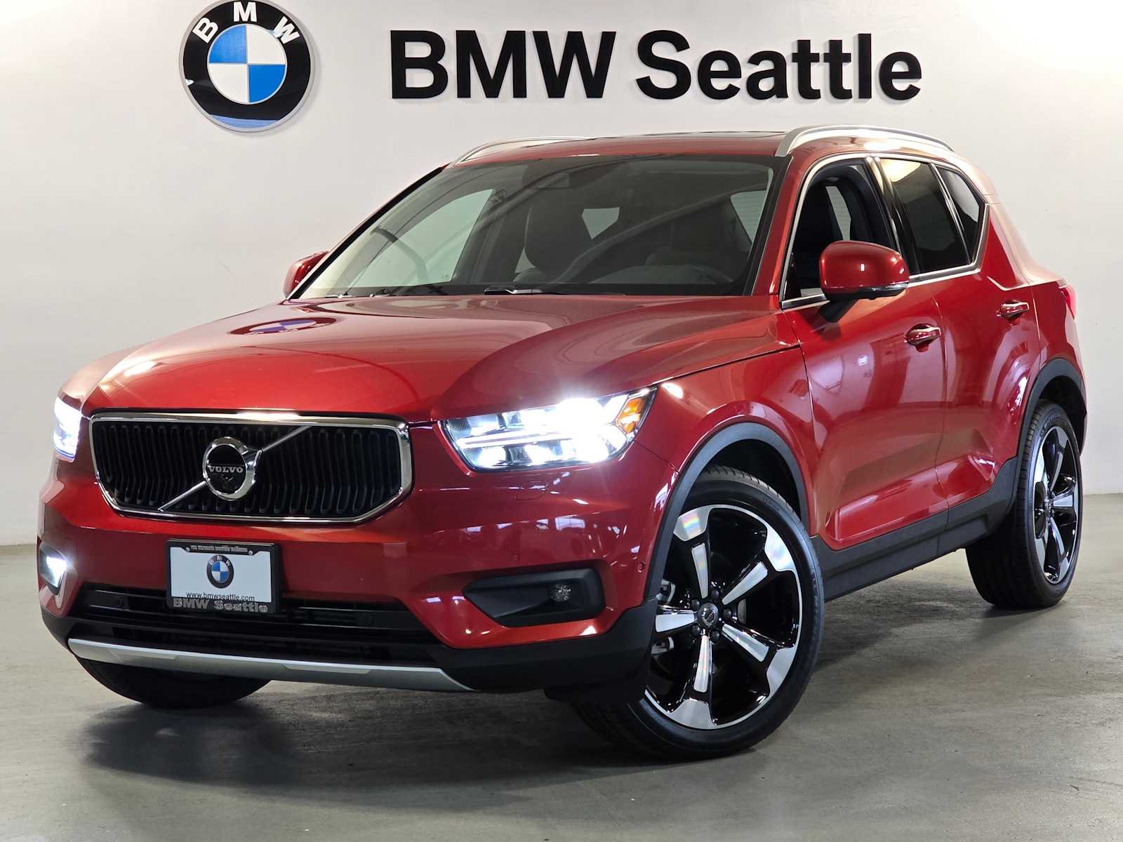 2019 Volvo XC40 T5 Momentum -
                  Seattle, WA