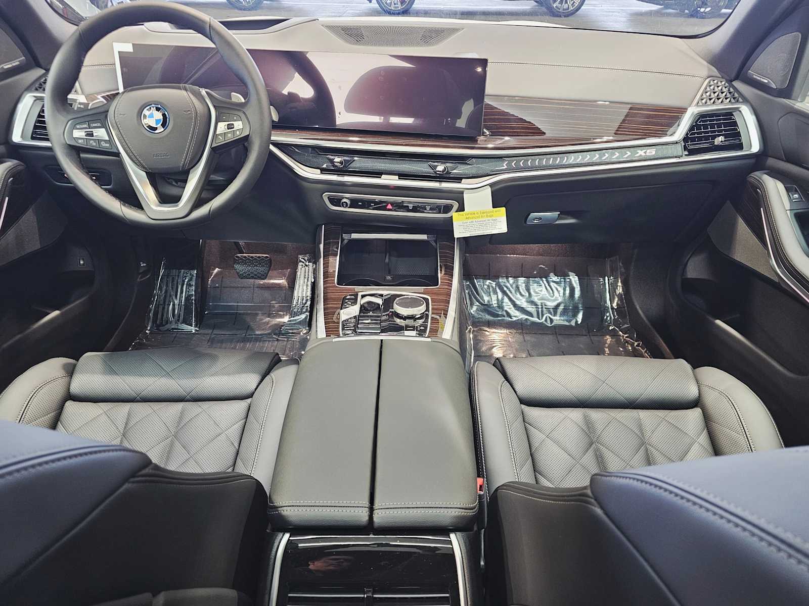 Thumbnail: 2026 BMW X5 - 10