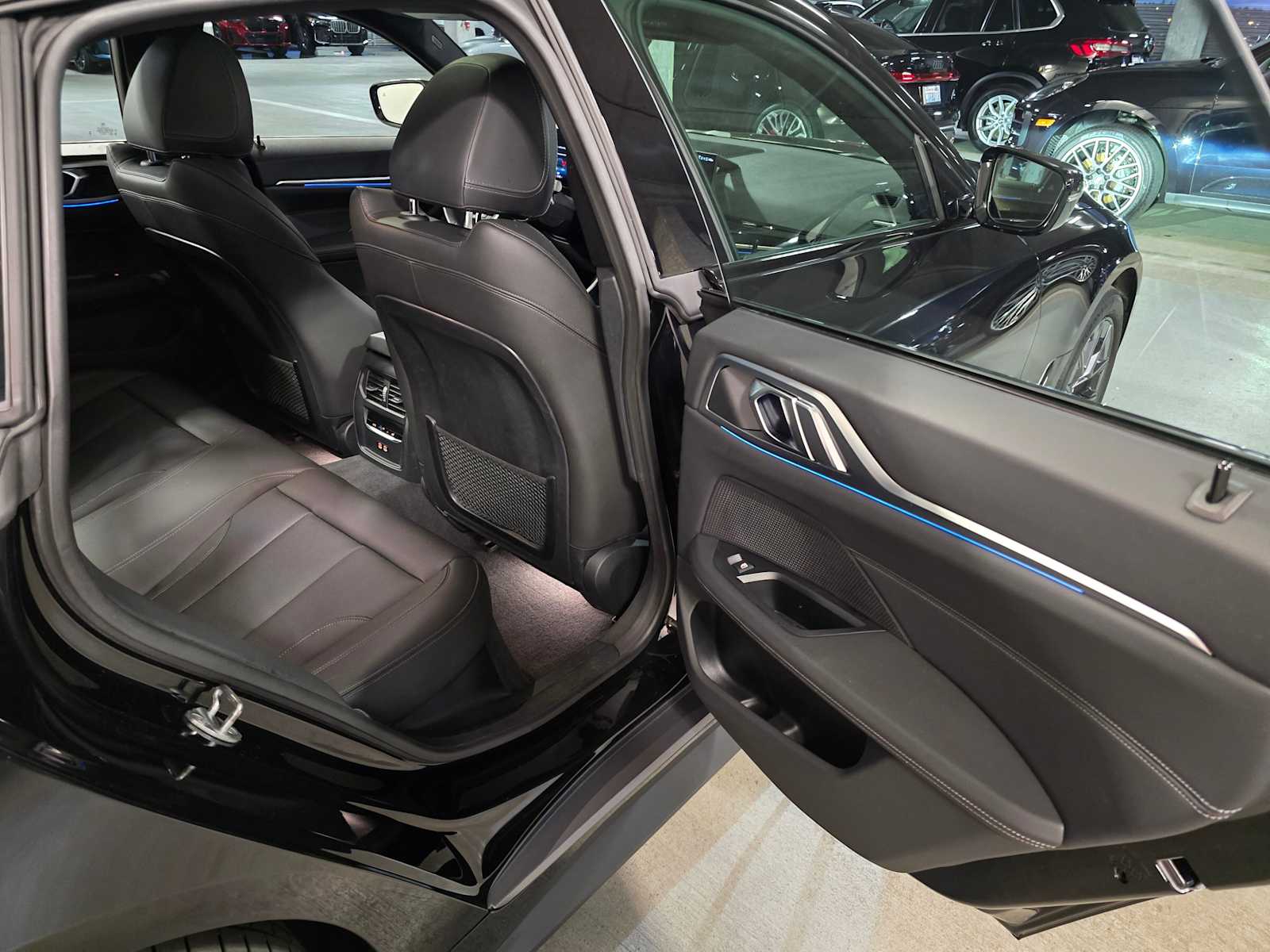 Thumbnail: 2023 BMW i4 - 31