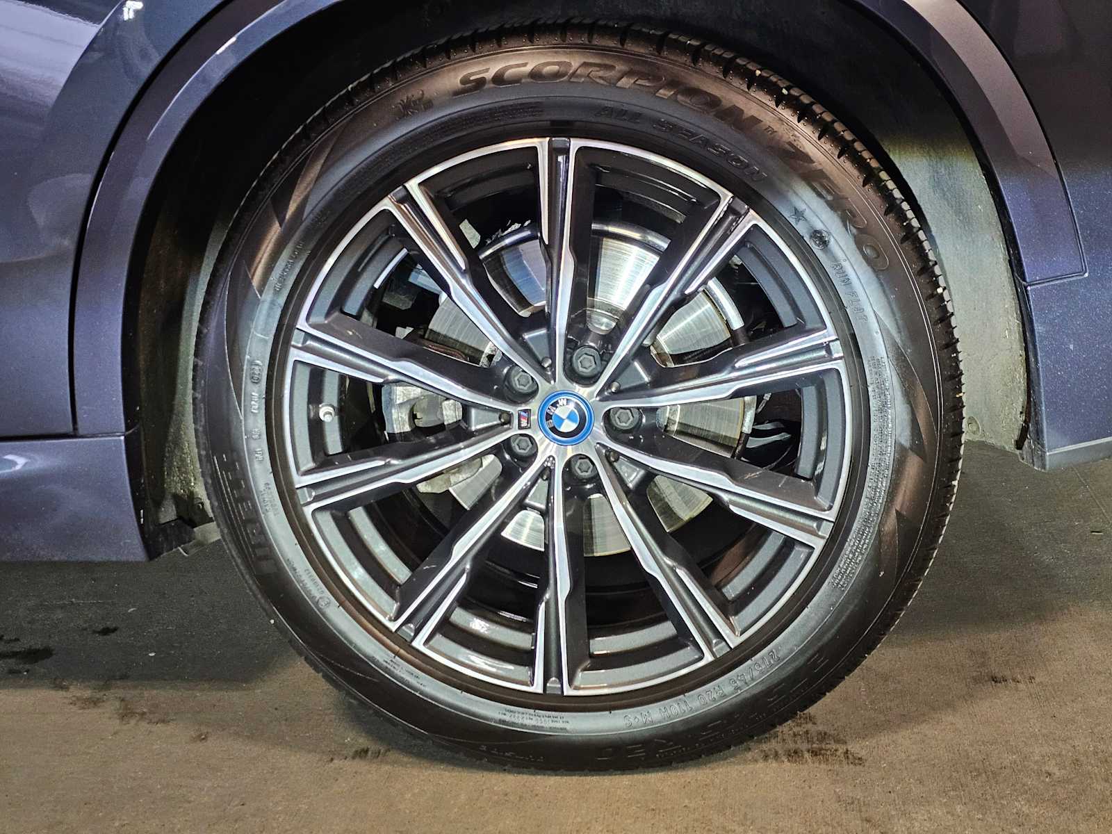 Thumbnail: 2022 BMW X5 - 8