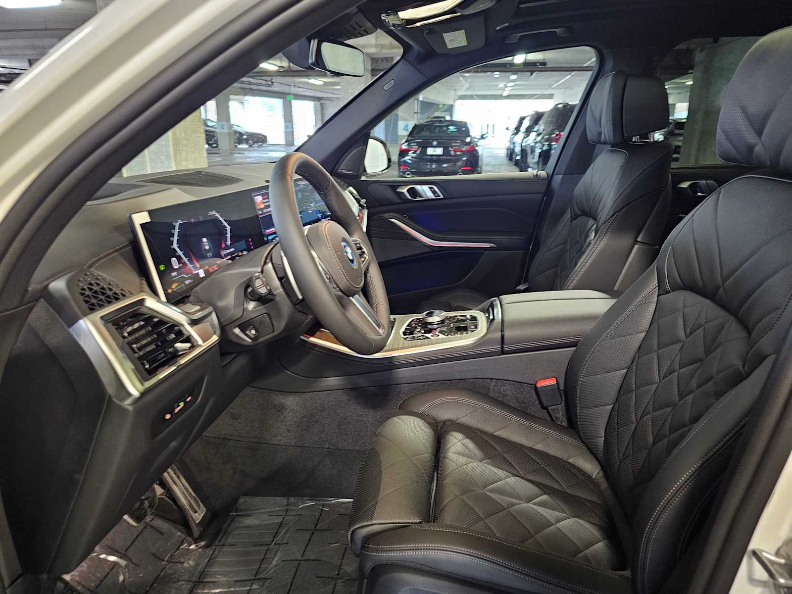 Thumbnail: 2026 BMW X5 - 34