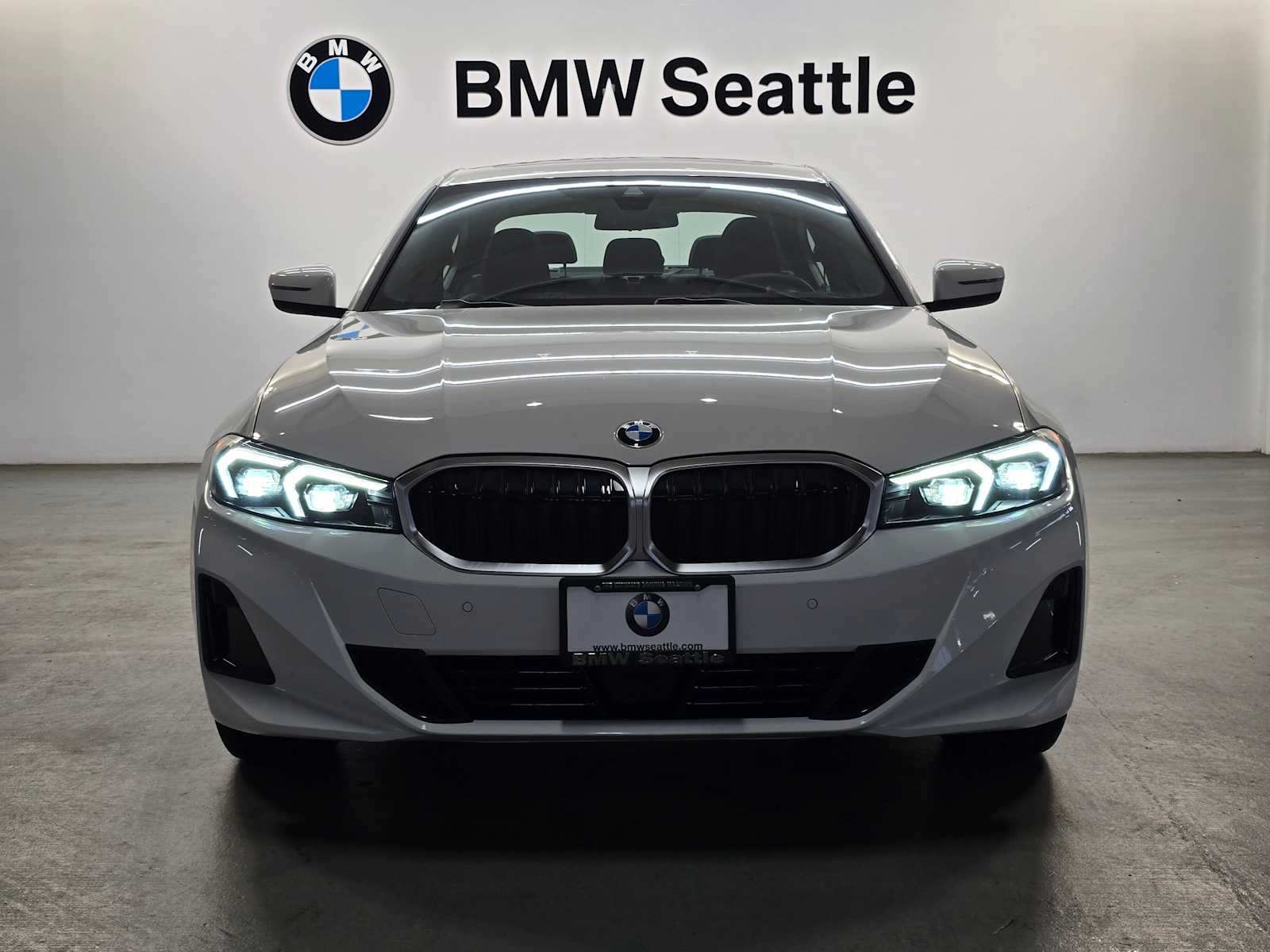 Thumbnail: 2025 BMW 3 Series - 6