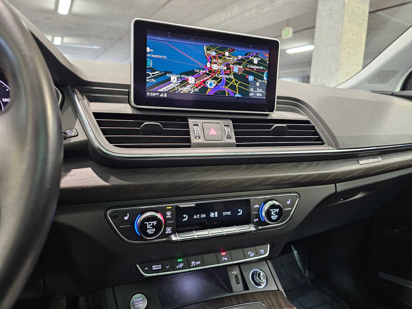 Thumbnail: 2020 Audi Q5 - 17