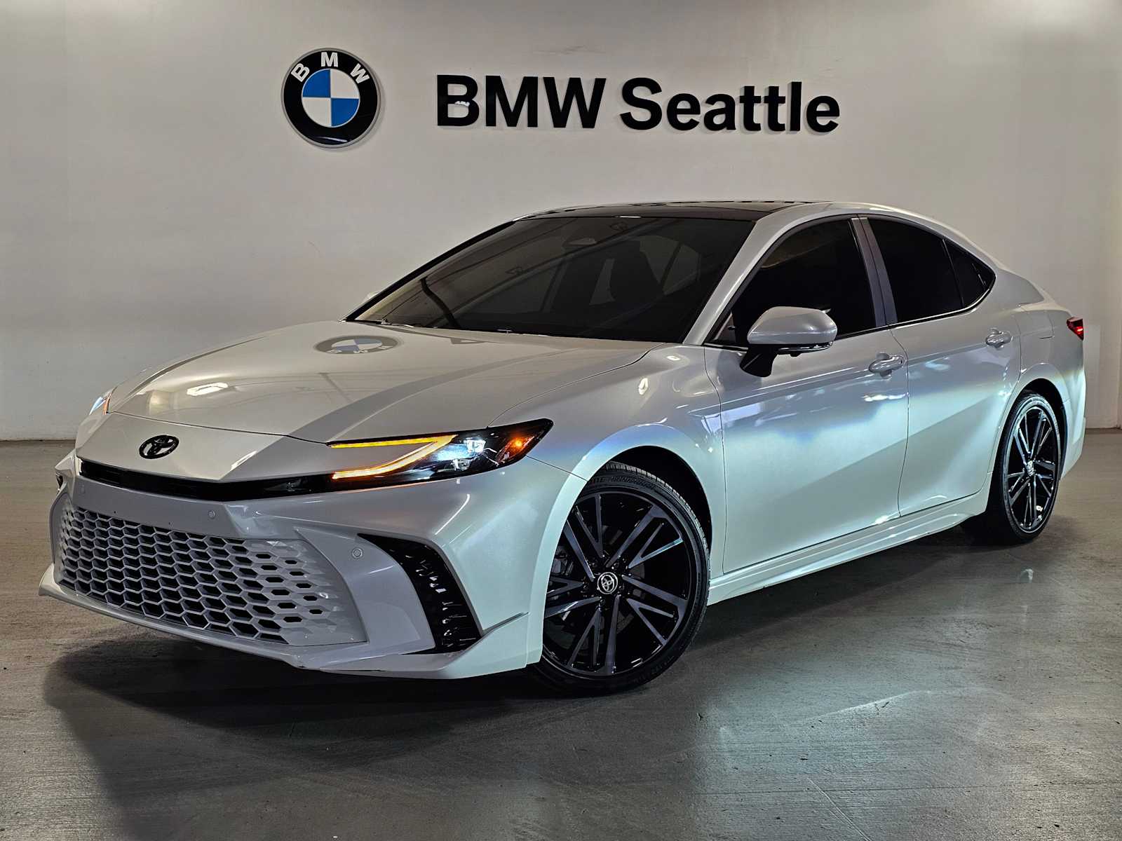 Thumbnail: 2025 Toyota Camry - 1