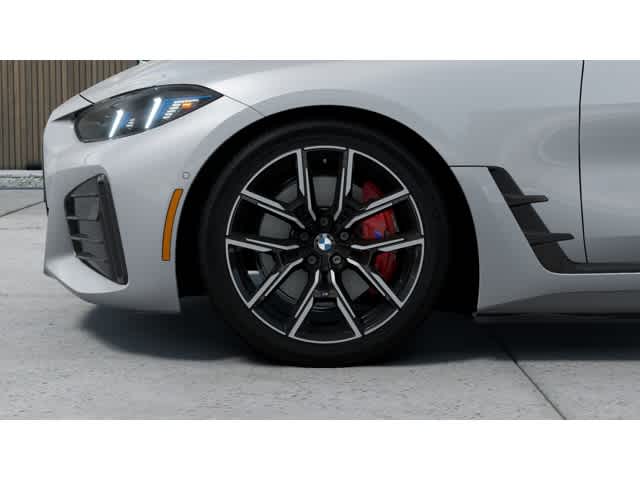 Thumbnail: 2025 BMW i4 - 7