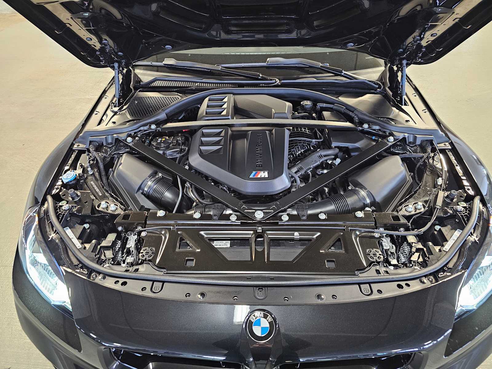 Thumbnail: 2026 BMW M2 - 9